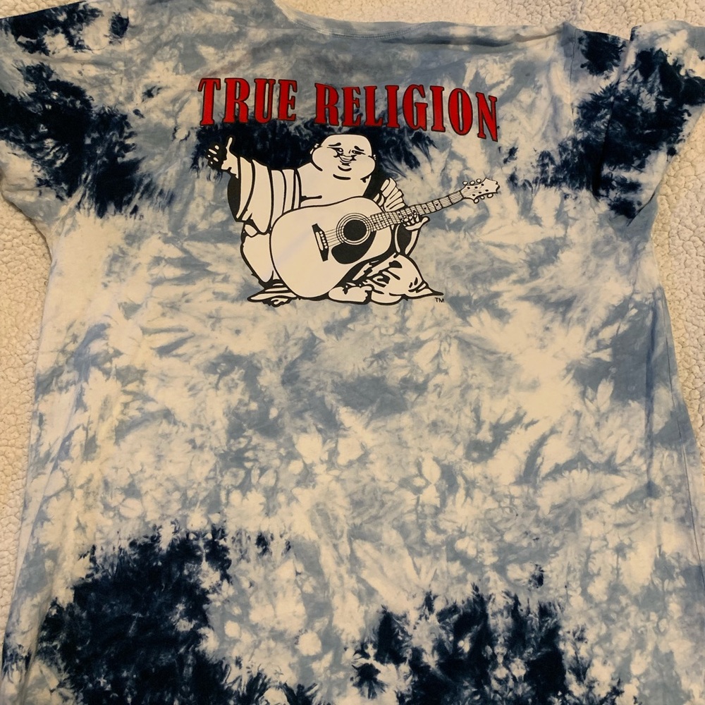 Men’s True Religion shirt